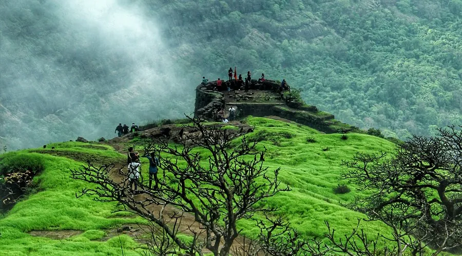 Andharban vs Rajmachi trek
